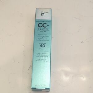 IT Cosmetics CC+ Oil-Free Matte Cream